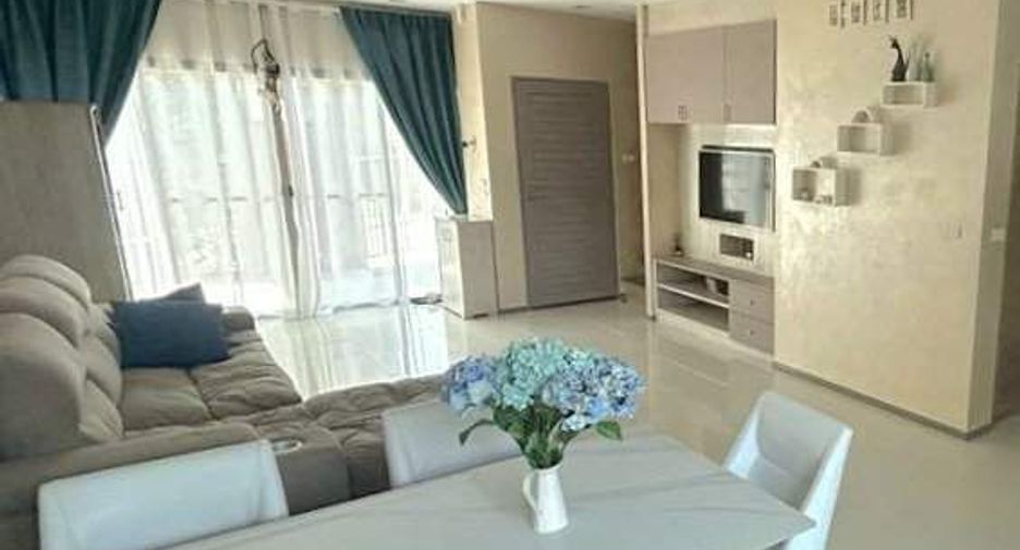 For sale 2 bedrooms townhouse in Mueang Phuket, Phuket