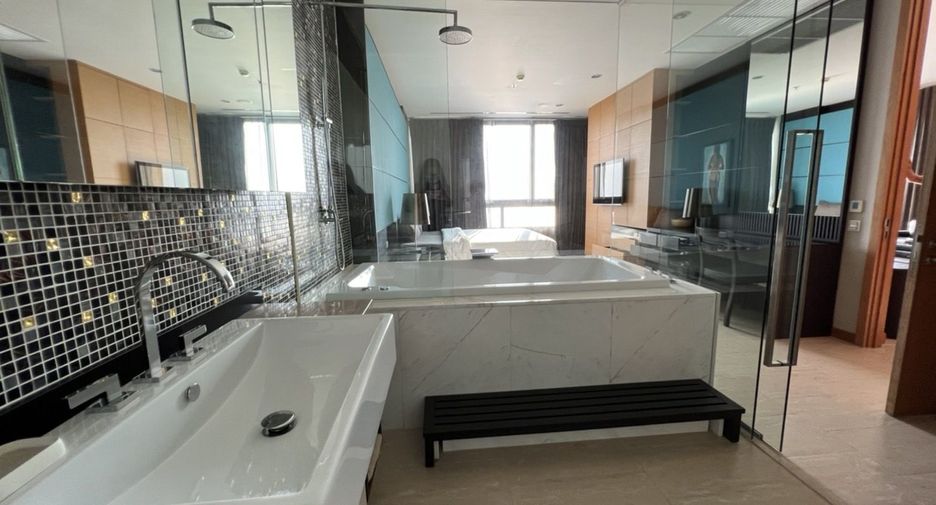 Condo en alquiler de 3 habitaciones en Bang Lamung, Chonburi