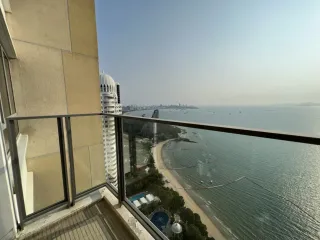 For rent 3 bedrooms condo in Bang Lamung, Chonburi