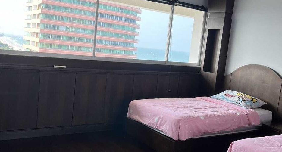 For sale 4 bedrooms condo in Hua Hin, Prachuap Khiri Khan
