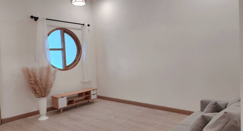 For sale 2 bedrooms townhouse in Hua Hin, Prachuap Khiri Khan