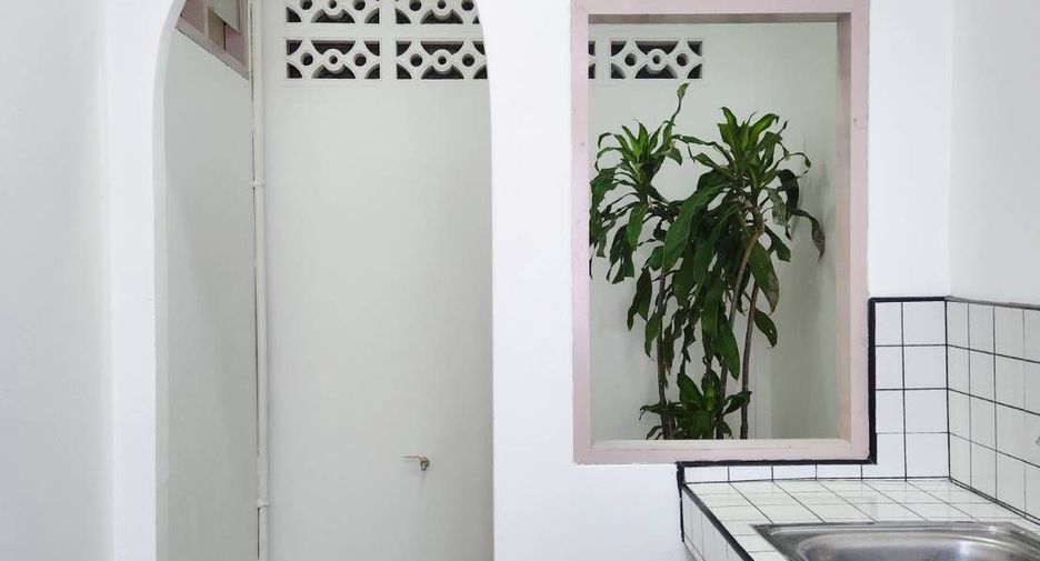 For sale 2 bedrooms townhouse in Hua Hin, Prachuap Khiri Khan