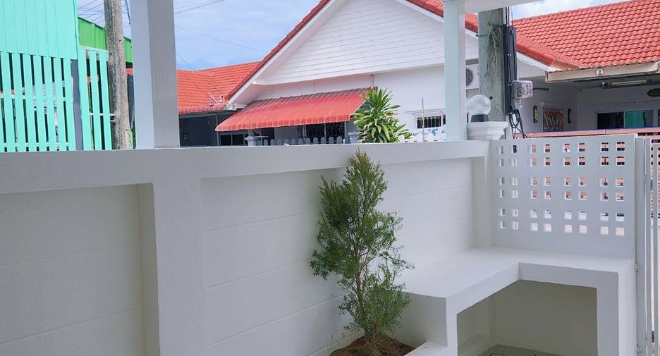 For sale 2 bedrooms townhouse in Hua Hin, Prachuap Khiri Khan