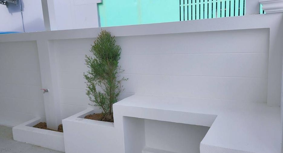 For sale 2 bedrooms townhouse in Hua Hin, Prachuap Khiri Khan