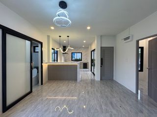 Casa en venta de 3 habitaciones en Thalang, Phuket