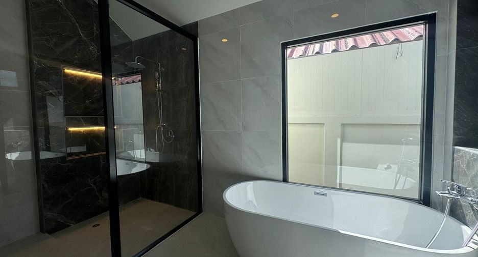 For sale 3 bedrooms house in Thalang, Phuket
