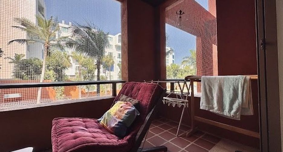 For rent 2 bedrooms condo in Hua Hin, Prachuap Khiri Khan