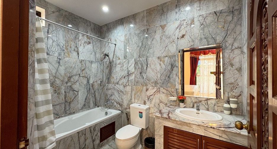 Villa zur Miete mit 5 Zimmer in Bang Lamung, Chonburi