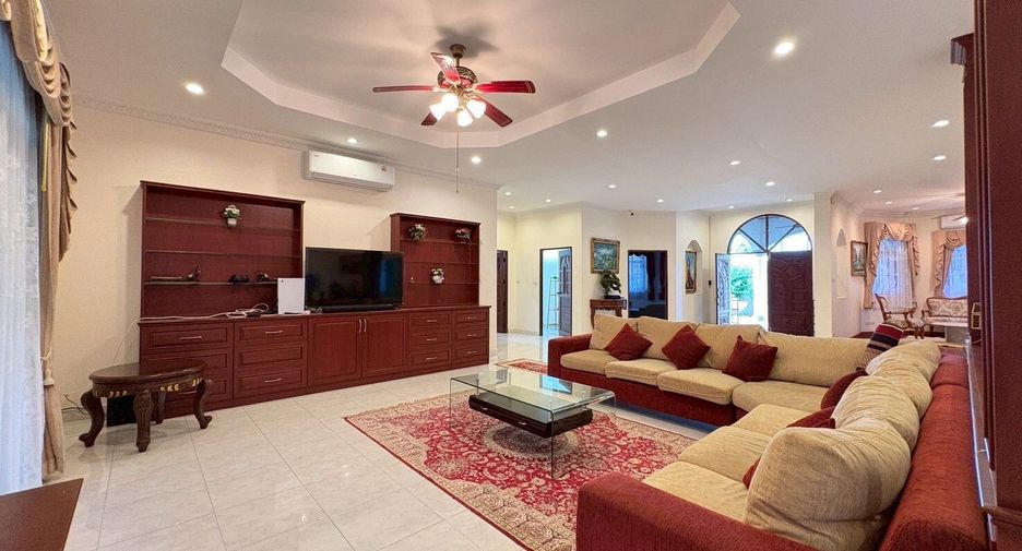 Villa zur Miete mit 5 Zimmer in Bang Lamung, Chonburi