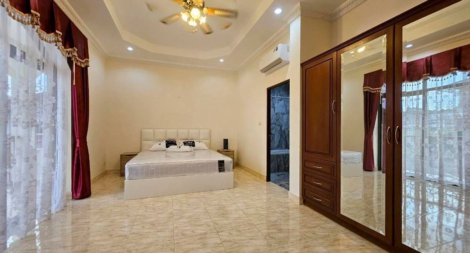 Villa zur Miete mit 5 Zimmer in Bang Lamung, Chonburi