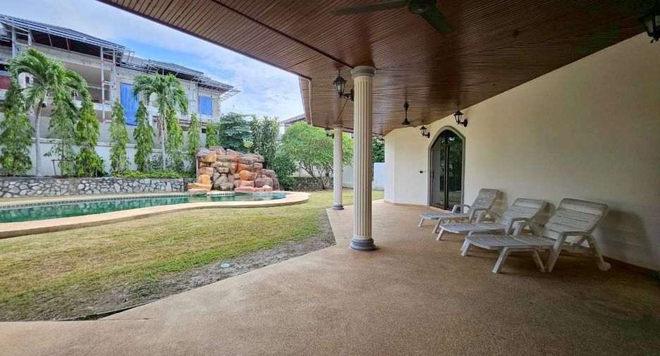 Villa zur Miete mit 5 Zimmer in Bang Lamung, Chonburi