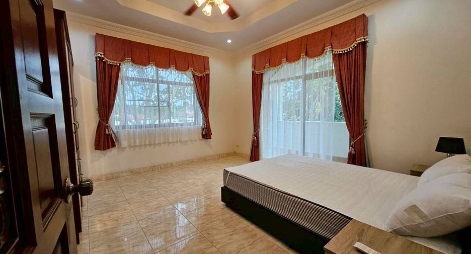 Villa zur Miete mit 5 Zimmer in Bang Lamung, Chonburi