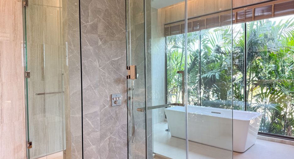 For rent 4 ベッドルーム villa in Mueang Phuket, Phuket