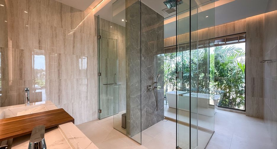 For rent 4 ベッドルーム villa in Mueang Phuket, Phuket