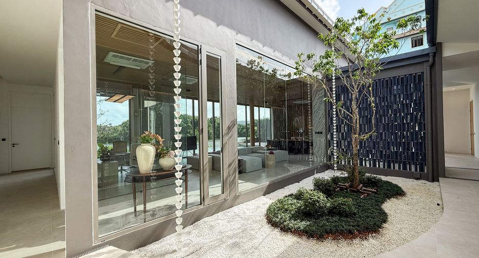 For rent 4 ベッドルーム villa in Mueang Phuket, Phuket