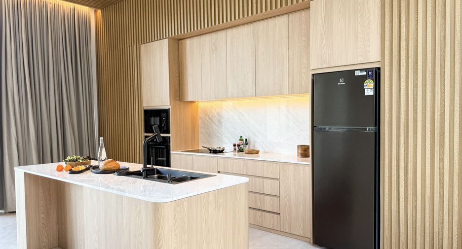 For rent 4 ベッドルーム villa in Mueang Phuket, Phuket