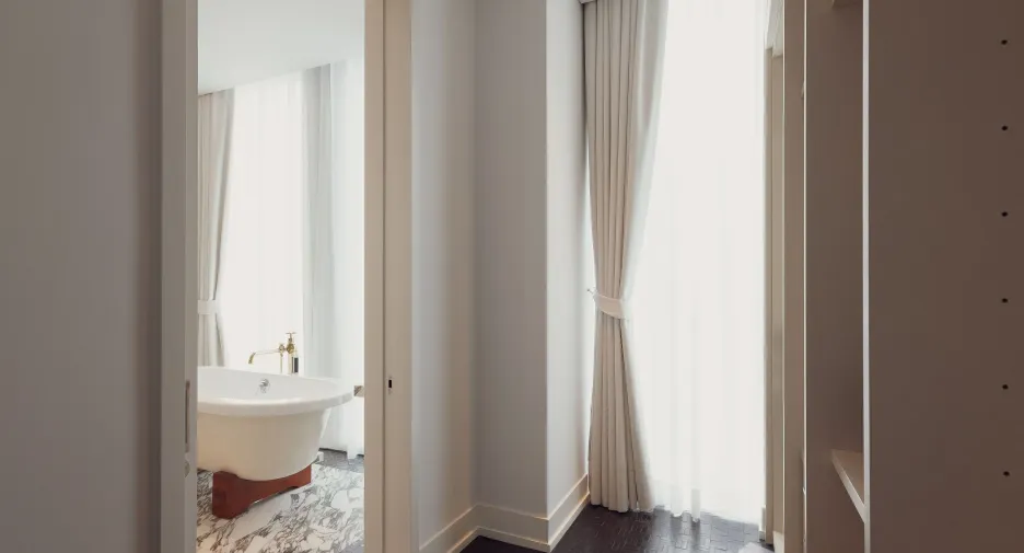 For sale 3 bedrooms condo in Sathon, Bangkok