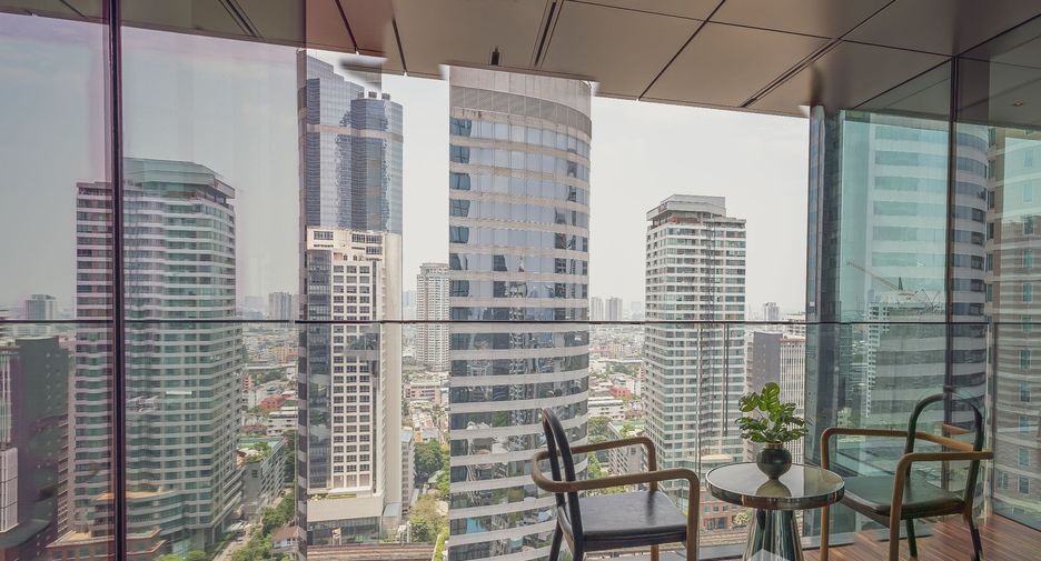 For sale 3 bedrooms condo in Sathon, Bangkok