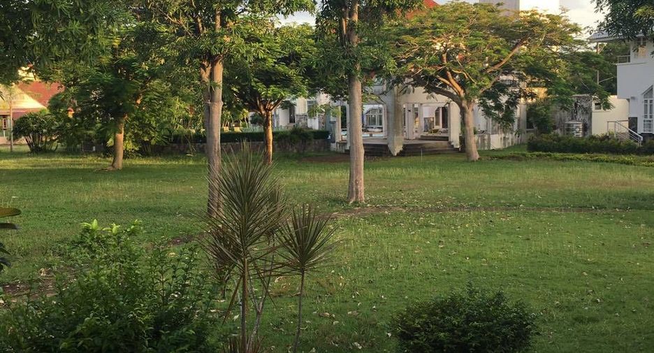 For sale 3 ベッドルーム house in Mueang Rayong, Rayong