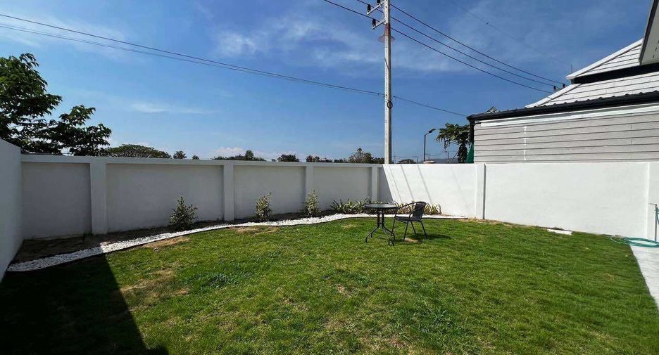 For rent 3 bedrooms villa in Hua Hin, Prachuap Khiri Khan