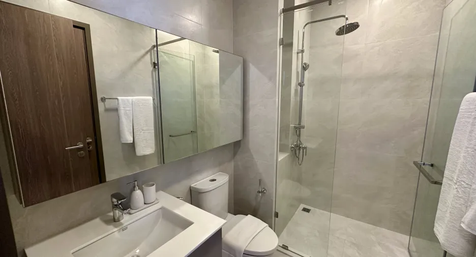 For rent 2 bedrooms condo in Thalang, Phuket