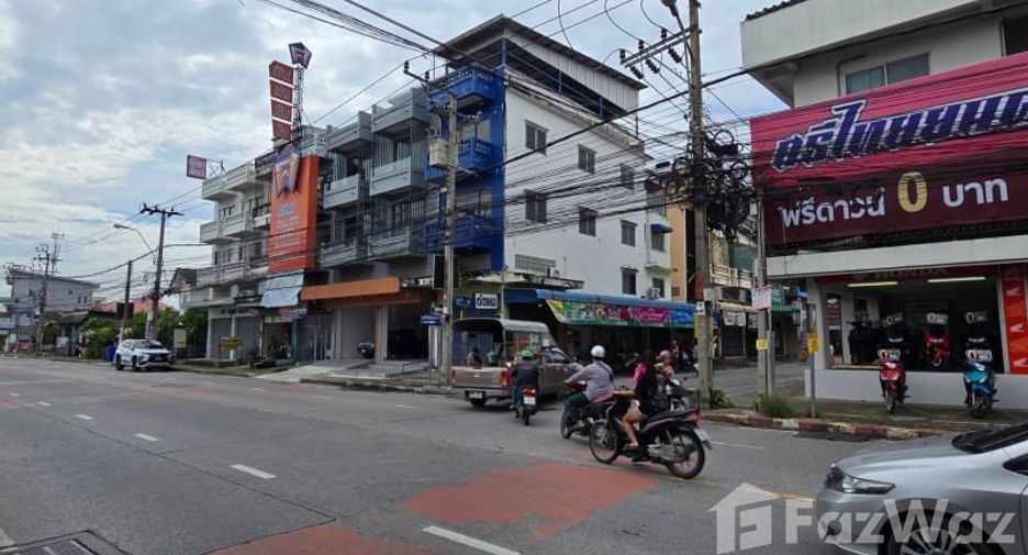 For sale 2 bedrooms townhouse in Bang Na, Bangkok