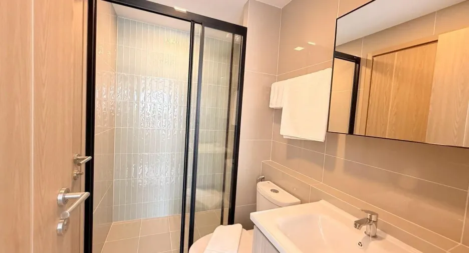 For rent 2 bedrooms condo in Mueang Phuket, Phuket