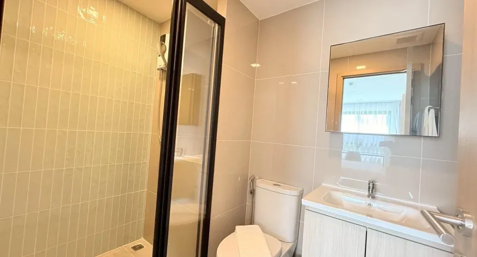 For rent 2 bedrooms condo in Mueang Phuket, Phuket