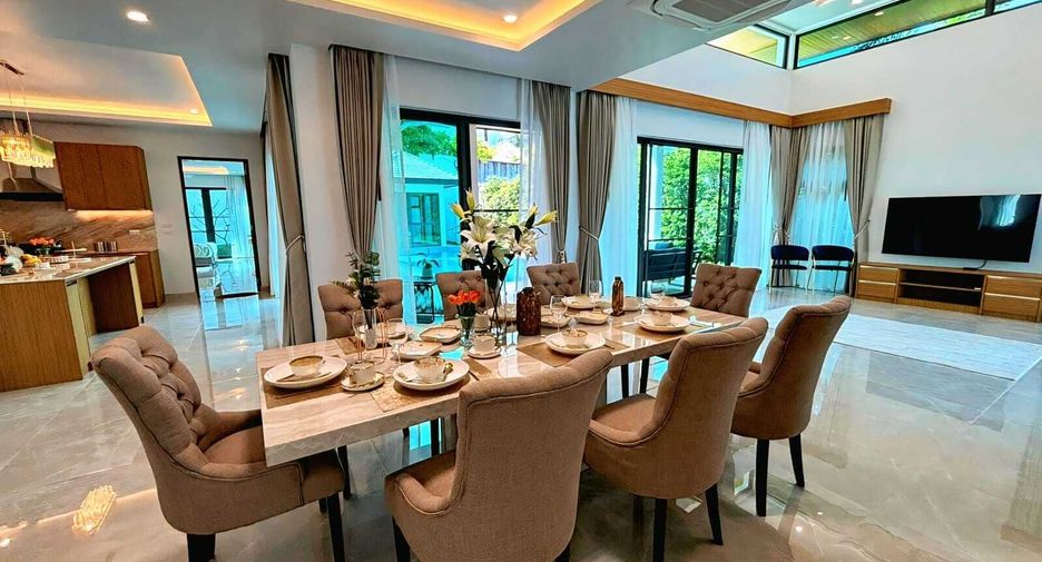 For sale 4 bedrooms house in Thalang, Phuket