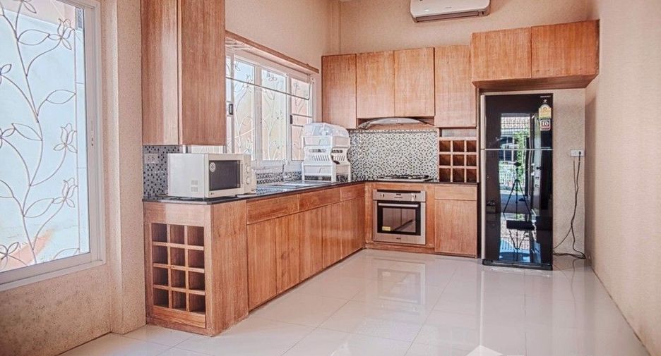 Casa en venta de 2 habitaciones en San Sai, Chiang Mai