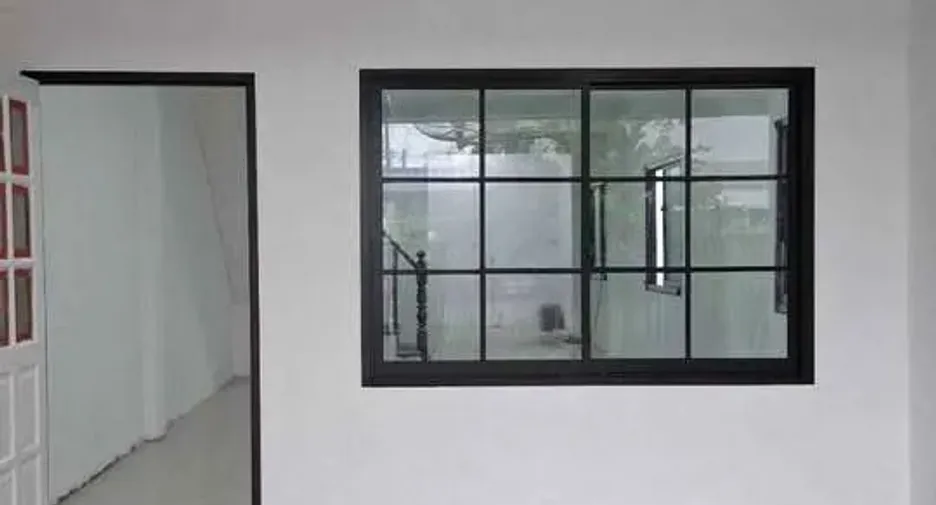 For sale 4 ベッドルーム house in Sam Phran, Nakhon Pathom