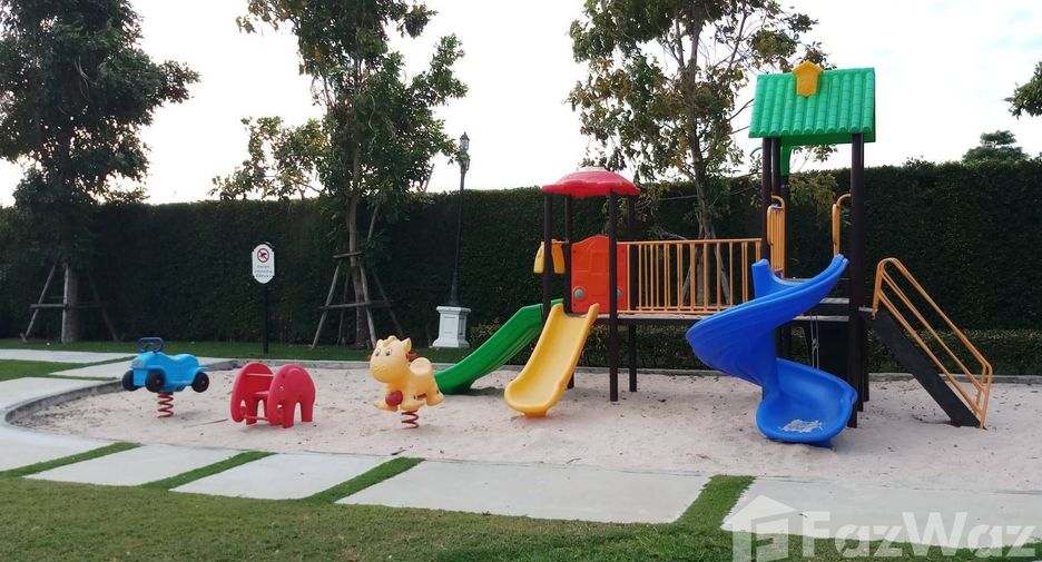 For sale 4 bedrooms house in Prawet, Bangkok