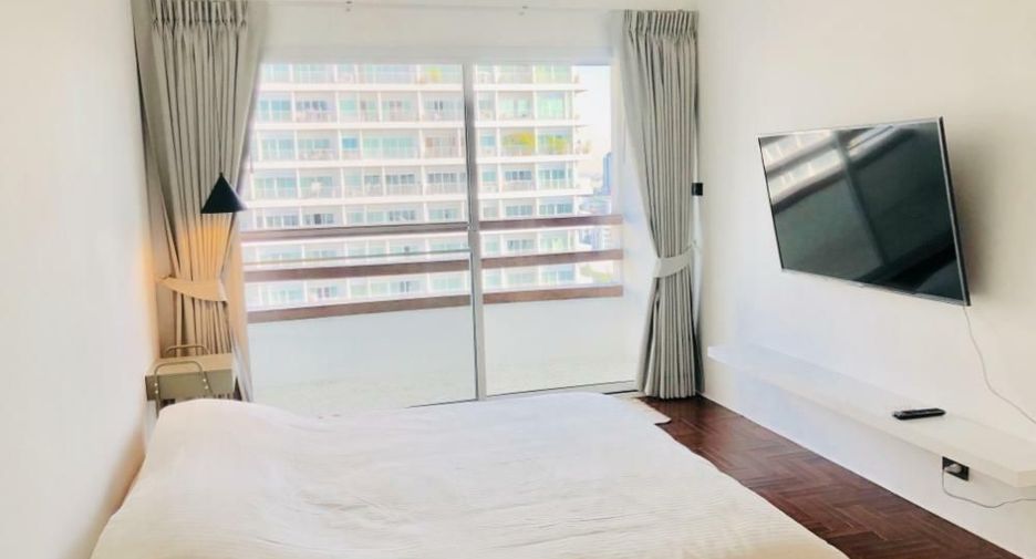 For sale and for rent 2 bedrooms condo in Watthana, Bangkok