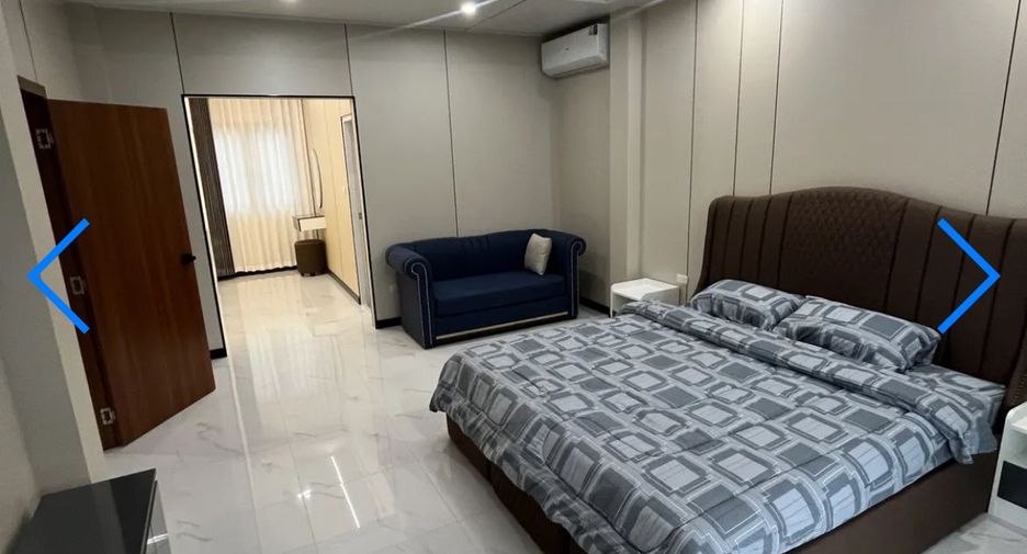 For rent 4 bedrooms villa in Bang Lamung, Chonburi