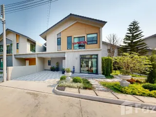For sale 4 bedrooms house in Mueang Chiang Mai, Chiang Mai