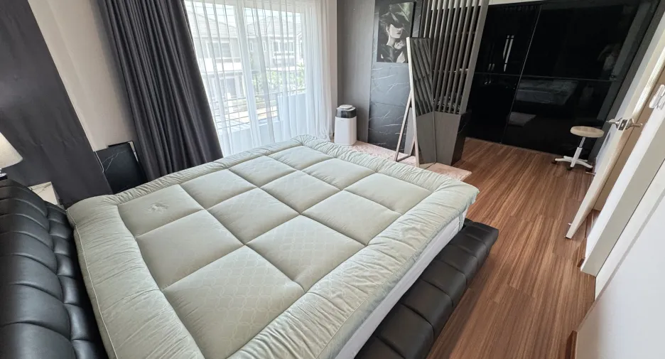 For sale 4 bedrooms house in Mueang Udon Thani, Udon Thani