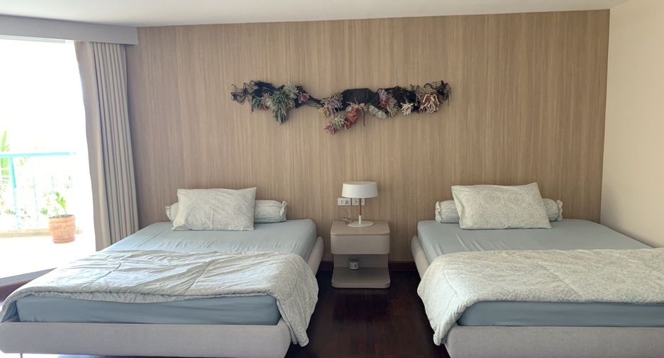 For rent 4 bedrooms condo in Hua Hin, Prachuap Khiri Khan