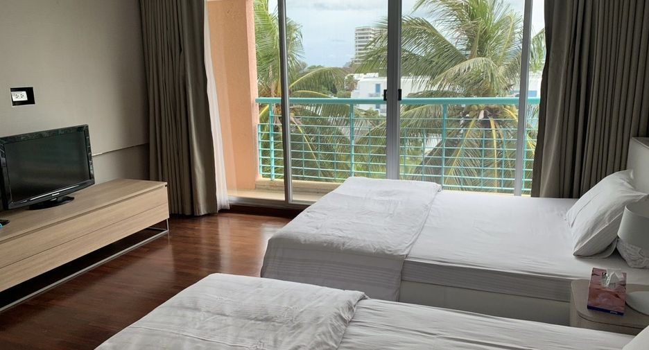 For rent 4 bedrooms condo in Hua Hin, Prachuap Khiri Khan