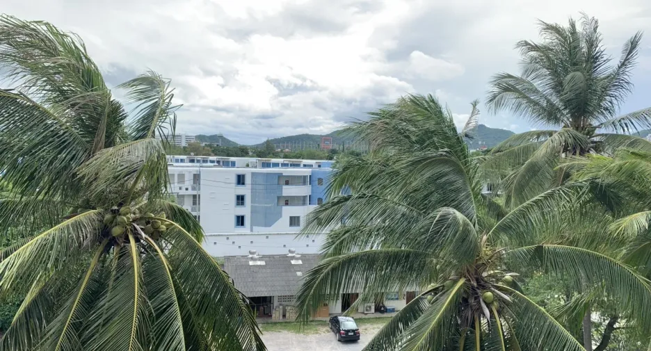 For rent 4 bedrooms condo in Hua Hin, Prachuap Khiri Khan