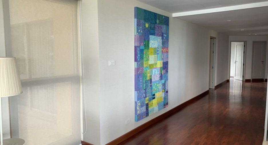 For rent 4 bedrooms condo in Hua Hin, Prachuap Khiri Khan