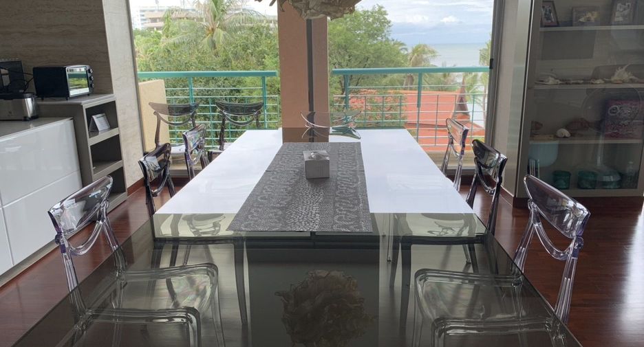 For rent 4 bedrooms condo in Hua Hin, Prachuap Khiri Khan