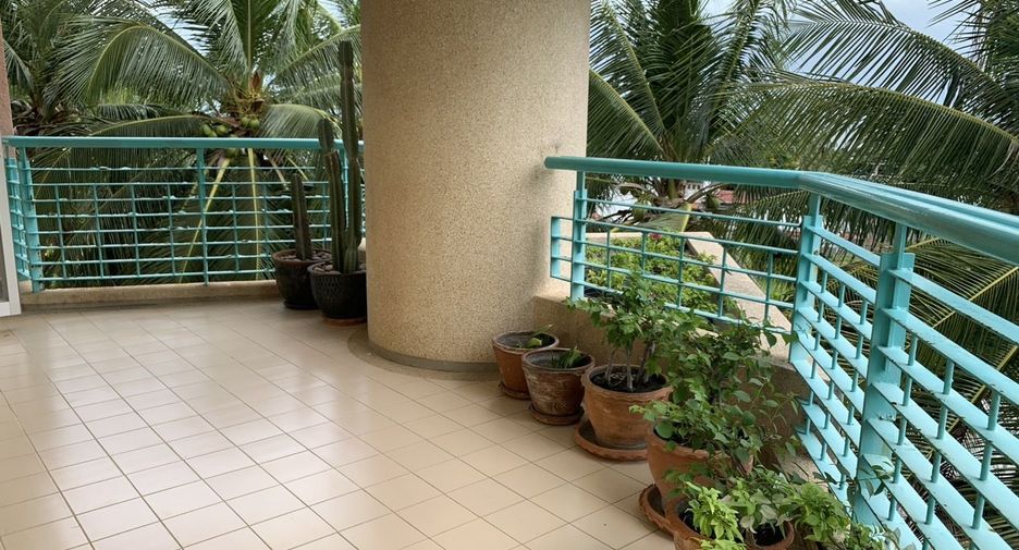 For rent 4 bedrooms condo in Hua Hin, Prachuap Khiri Khan