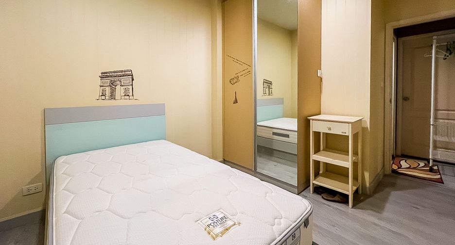 For sale 2 bedrooms condo in Khan Na Yao, Bangkok