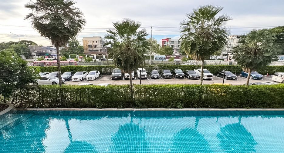 For sale 2 bedrooms condo in Khan Na Yao, Bangkok