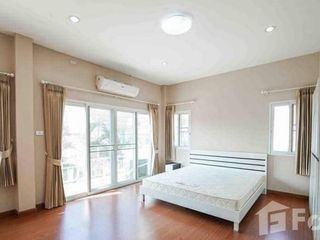 Casa en alquiler de 4 habitaciones en San Kamphaeng, Chiang Mai