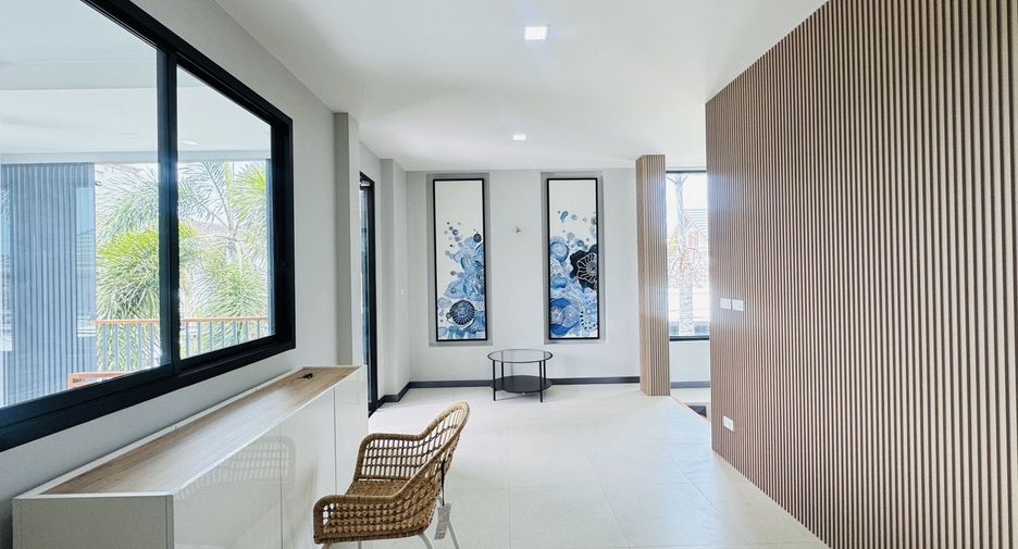 À vendre 4 chambres maison à Bang Lamung, Chonburi