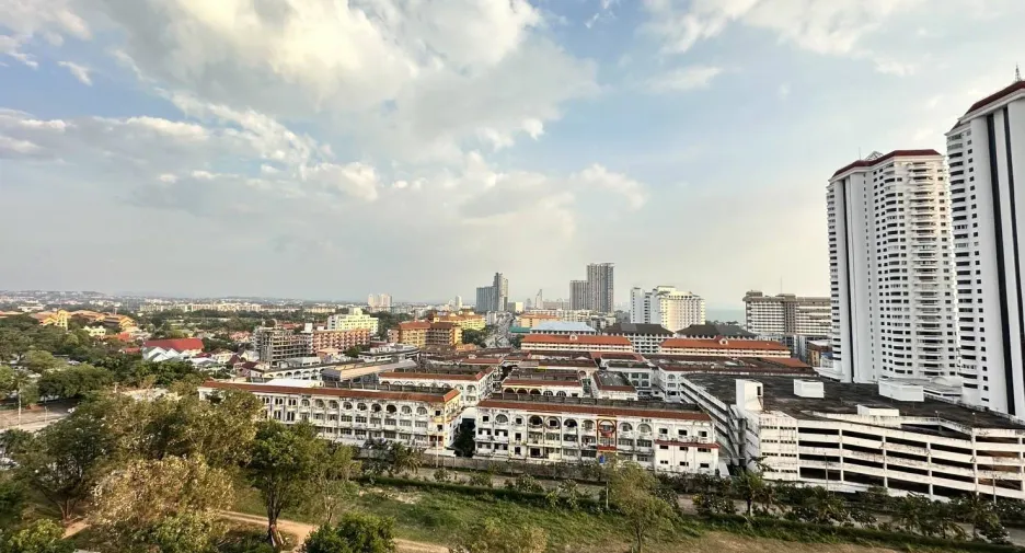 Wohnung zum Kauf mit Studio in Bang Lamung, Chonburi
