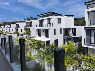 Villa zum Kauf mit 6 Zimmer in Thalang, Phuket