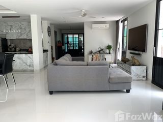 Villa zum Kauf mit 6 Zimmer in Thalang, Phuket