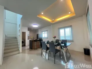 À louer 3 chambres maison à Bang Lamung, Chonburi